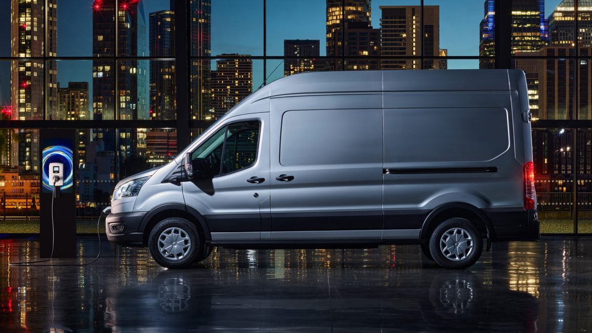 Обзор Ford E-Transit (2022 г.)